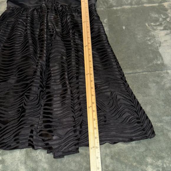 Y2K 2007 Express Silk Little Black Dress Strapless Women's Size 8 Coquette - Picture 9 of 10